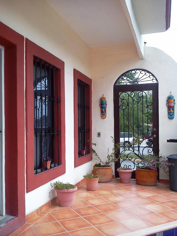 Hotel Los Balcones Parras de la Fuente Habitación foto